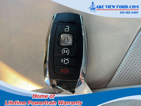 Used 2018 Lincoln MKC Select image 43