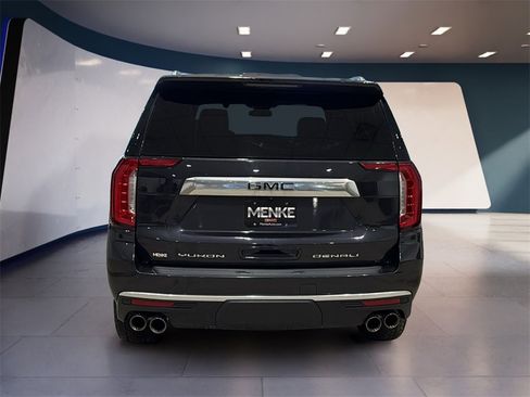 Used 2023 GMC Yukon Denali image 6