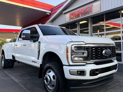 Used 2024 Ford F350 Limited w/ FX4 Off-Road Package AWD/4WD image 17