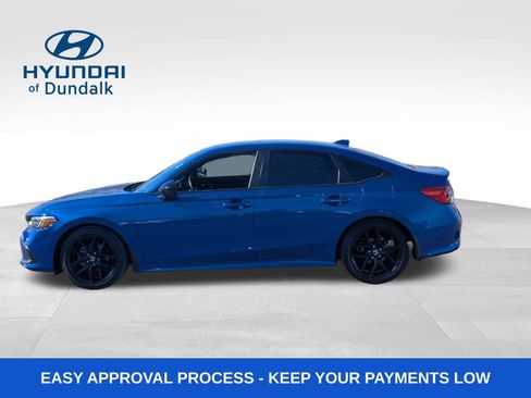 Used 2023 Honda Civic Sport image 2