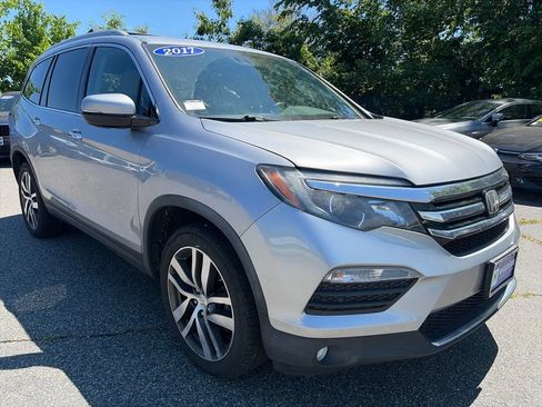 Used 2017 Honda Pilot Elite image 4