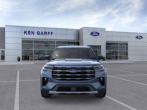 New 2025 Ford Explorer Active w/ Active Comfort Package image 5