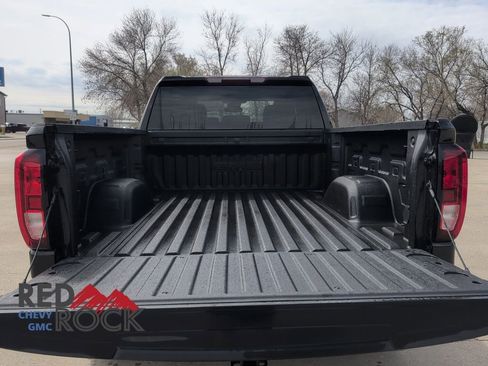 New 2025 GMC Sierra 1500 Elevation AWD/4WD image 9