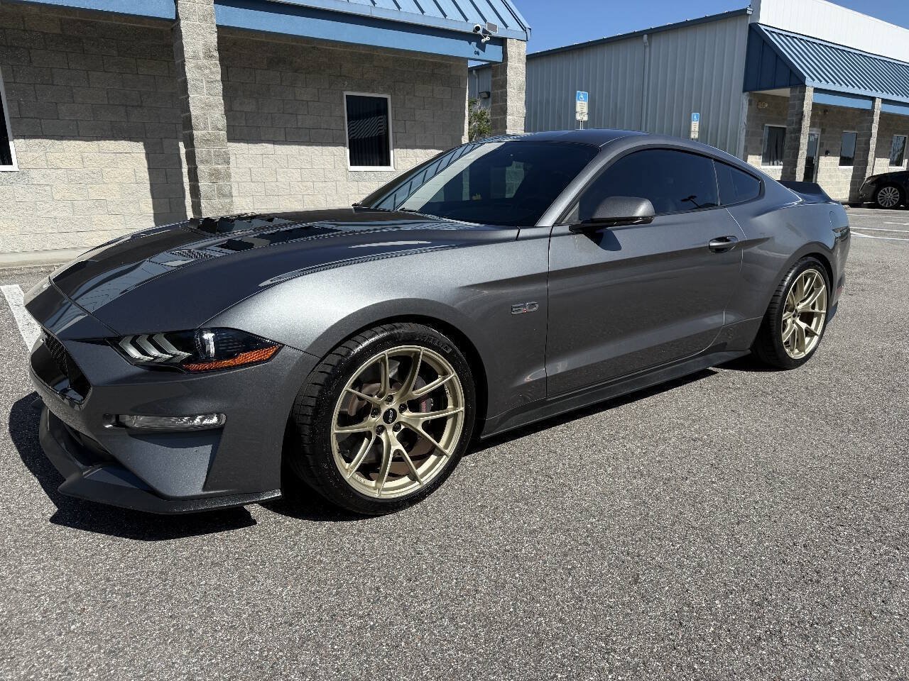 Used 2022 Ford Mustang GT Premium w/ GT Performance Package RWD image 4