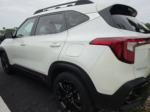 Certified 2024 Kia Seltos X-Line AWD/4WD image 12