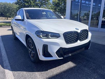 New 2025 BMW X4 xDrive30i w/ Premium Package