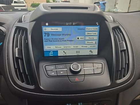 Used 2018 Ford Escape SEL AWD/4WD image 14