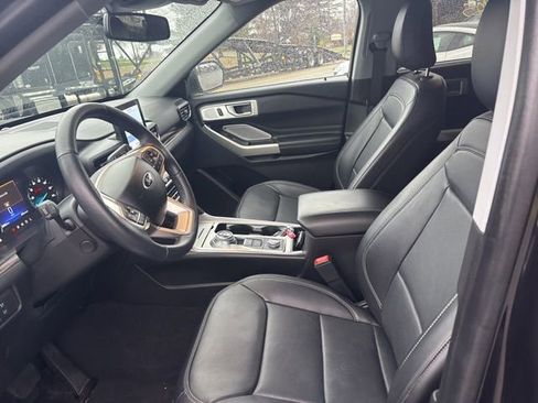 Used 2023 Ford Explorer Limited w/ Hybrid Equipment Group 310A image 11