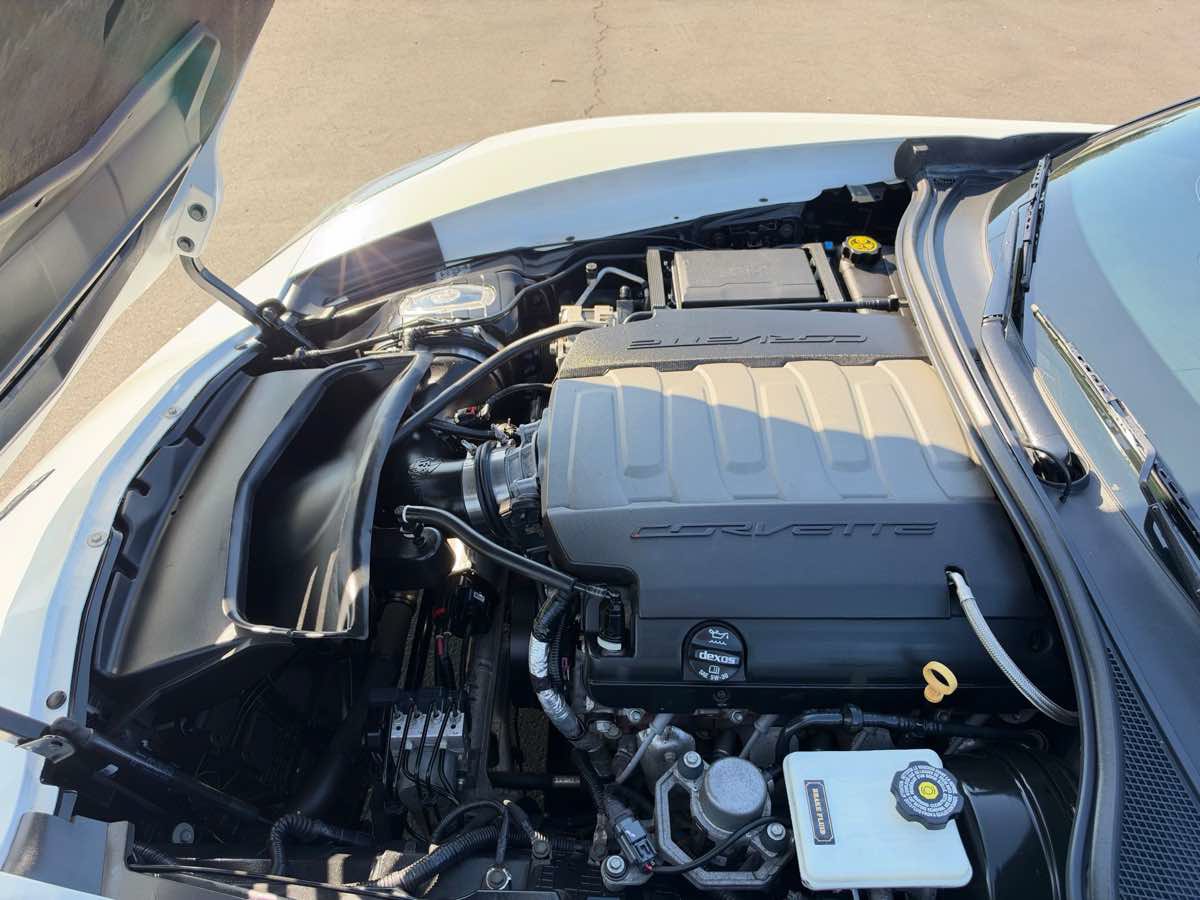 Used 2017 Chevrolet Corvette Stingray Coupe w/ 2LT Preferred Equipment Group RWD image 11