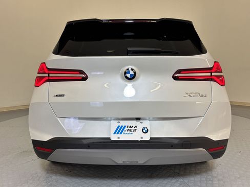 Used 2025 BMW X3 xDrive30i w/ Premium Package image 9