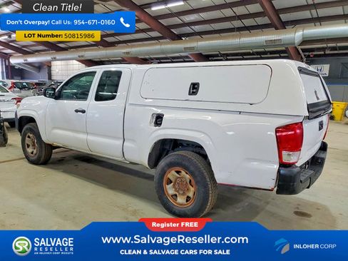 Used 2017 Toyota Tacoma SR image 3