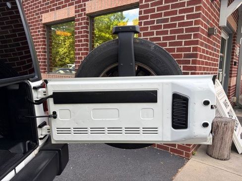 Used 2016 Jeep Wrangler Unlimited Sport w/ Quick Order Package 24S AWD/4WD image 39