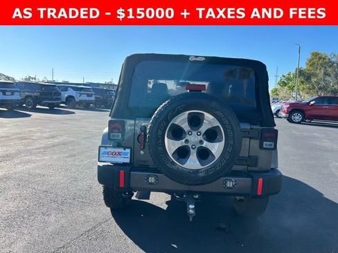 Used 2017 Jeep Wrangler Sahara w/ Connectivity Group image 5