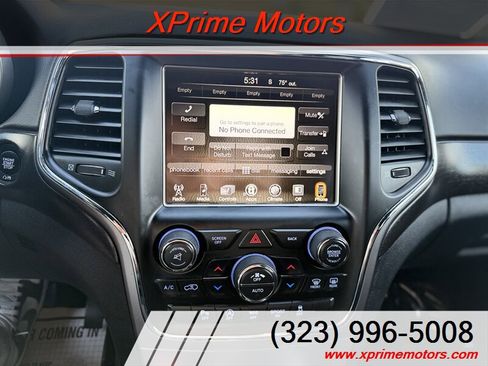 Used 2017 Jeep Grand Cherokee Altitude image 25