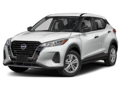 Used 2022 Nissan Kicks S
