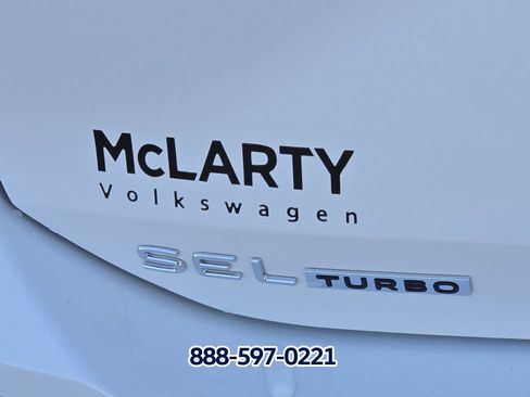 New 2026 Volkswagen Tiguan SEL R-Line image 11