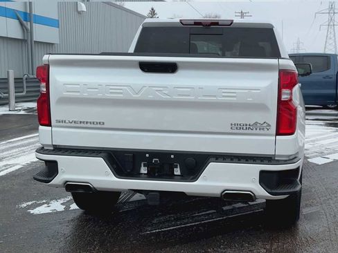 Certified 2023 Chevrolet Silverado 1500 High Country w/ Technology Package image 3