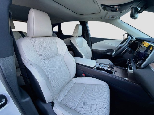 Used 2023 Lexus RX 350 Premium w/ Accessory Package (Z1) AWD/4WD image 26