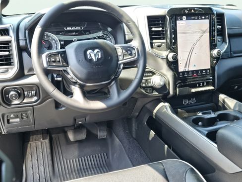 Used 2025 RAM 1500 Laramie w/ Sport Appearance Package AWD/4WD image 34