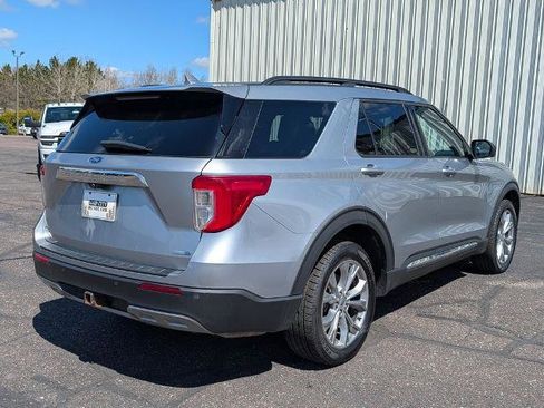 Certified 2020 Ford Explorer XLT w/ Equipment Group 202A AWD/4WD image 5