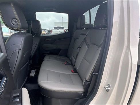 Used 2026 Chevrolet Colorado ZR2 AWD/4WD image 26