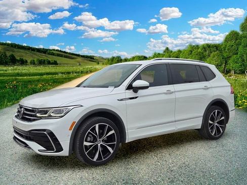 Used 2022 Volkswagen Tiguan SEL R-Line AWD/4WD image 2