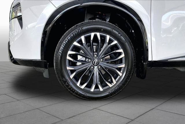 Certified 2025 Nissan Rogue Platinum w/ Platinum Premium Package FWD image 11
