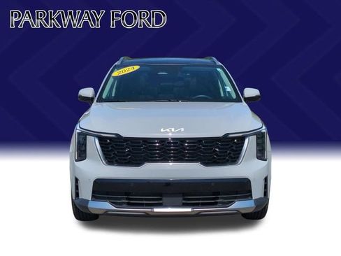 Used 2024 Kia Sorento S w/ Panoramic Sunroof Package FWD image 8