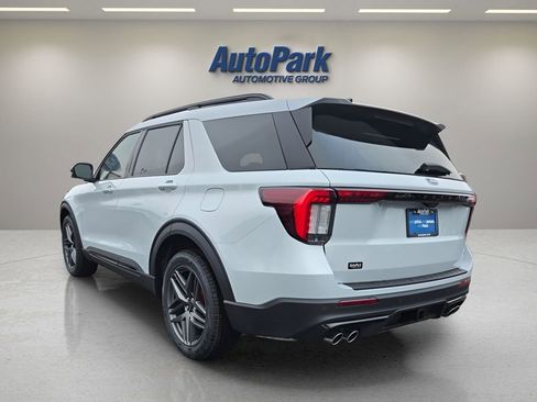 Used 2026 Ford Explorer ST AWD/4WD image 5