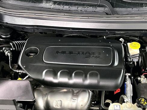 Used 2023 Jeep Cherokee Altitude Lux image 30