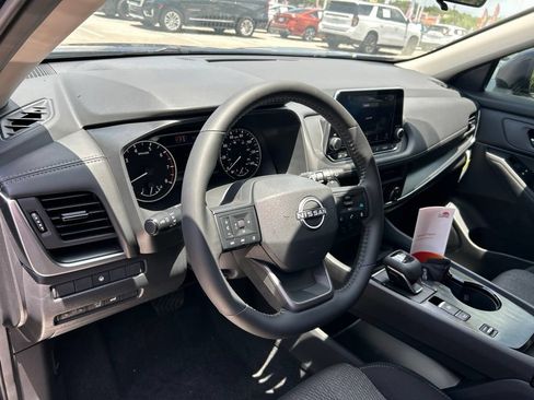 New 2026 Nissan Rogue SV FWD image 22