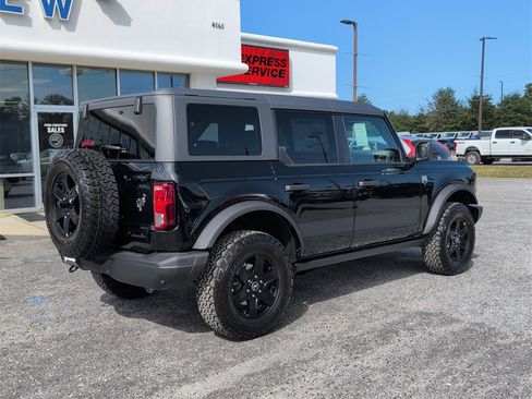 New 2025 Ford Bronco Big Bend w/ Black Diamond Package image 6