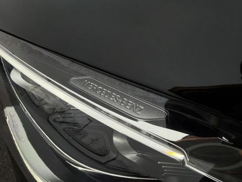 Used 2023 Mercedes-Benz GLC 300 4MATIC Coupe image 40