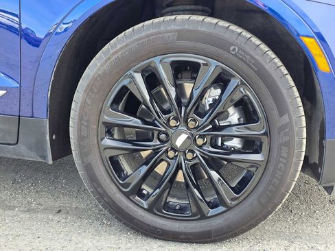 New 2025 Cadillac XT5 Premium Luxury w/ Technology Package AWD/4WD image 9