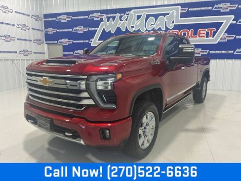 Used 2024 Chevrolet Silverado 2500 High Country w/ High Country Premium Package AWD/4WD image 1