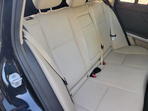 Used 2015 Mercedes-Benz GLK 250 GLK 250 BlueTEC AWD 4MATIC 4dr image 40