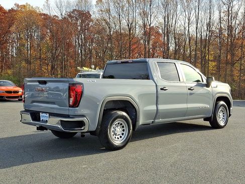 Used 2025 GMC Sierra 1500 Pro w/ Pro Value Package image 6