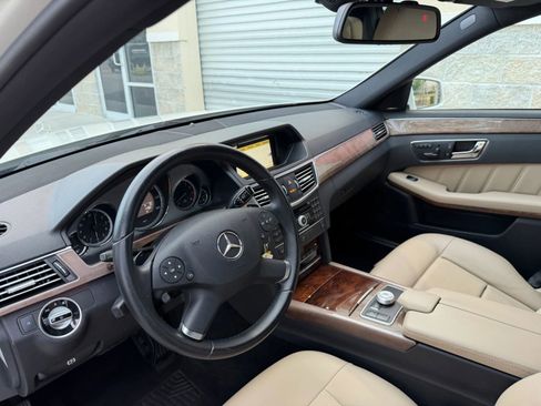 Used 2011 Mercedes-Benz E 350 Sedan image 89