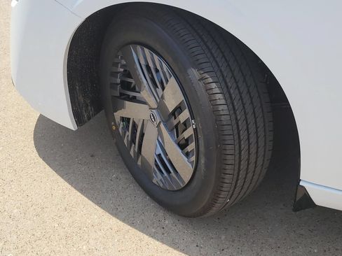 New 2027 Nissan Sentra S w/ Floor Mat Package FWD image 9