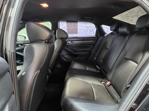 Used 2020 Honda Accord Sport image 12