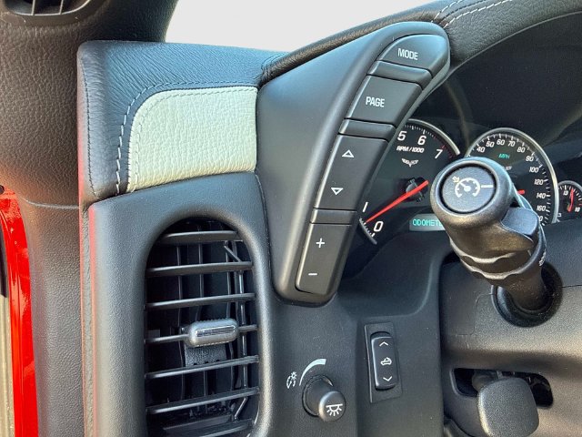 Used 2008 Chevrolet Corvette Convertible w/ Preferred Equipment Group RWD image 25