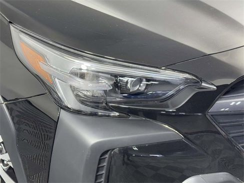 Used 2024 Subaru Outback Premium image 15