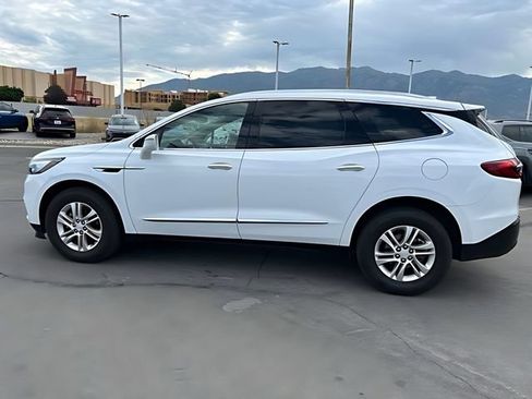 Used 2019 Buick Enclave Essence FWD image 6