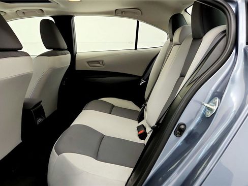Used 2023 Toyota Corolla LE image 21