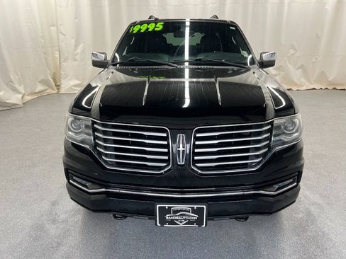 Used 2017 Lincoln Navigator L Reserve AWD/4WD image 2