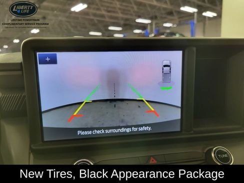 Used 2024 Ford Maverick Lariat w/ Black Appearance Package FWD image 35