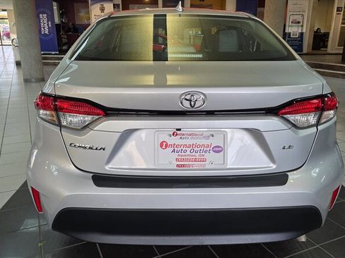 Used 2023 Toyota Corolla LE image 7