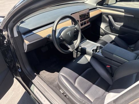Used 2023 Tesla Model 3 Standard Range RWD image 15