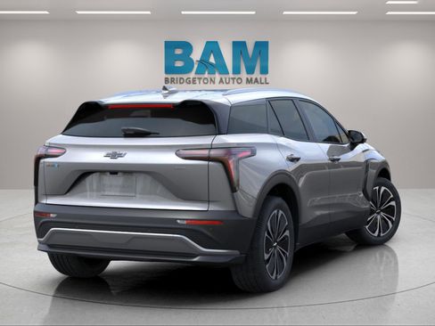 New 2025 Chevrolet Blazer EV LT image 8