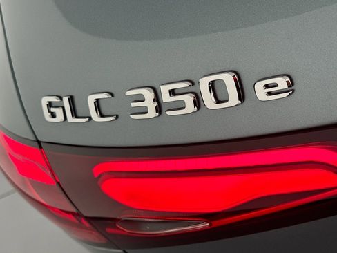 Certified 2025 Mercedes-Benz GLC 350e 4MATIC image 8